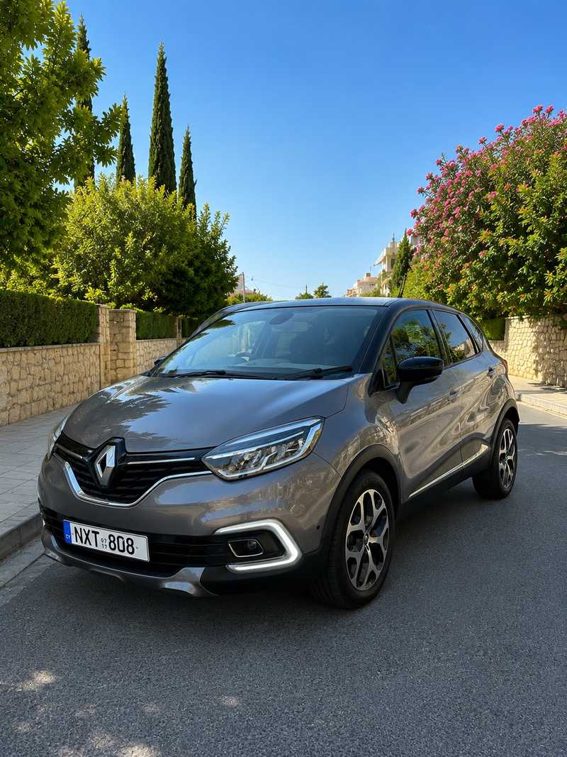2017 Renault Captur 1,2L 2017 Cyprus