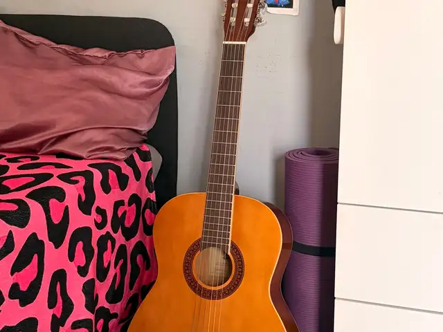 Classical guitar, Επαρχία Πάφου — Τάφοι των Βασιλέων
