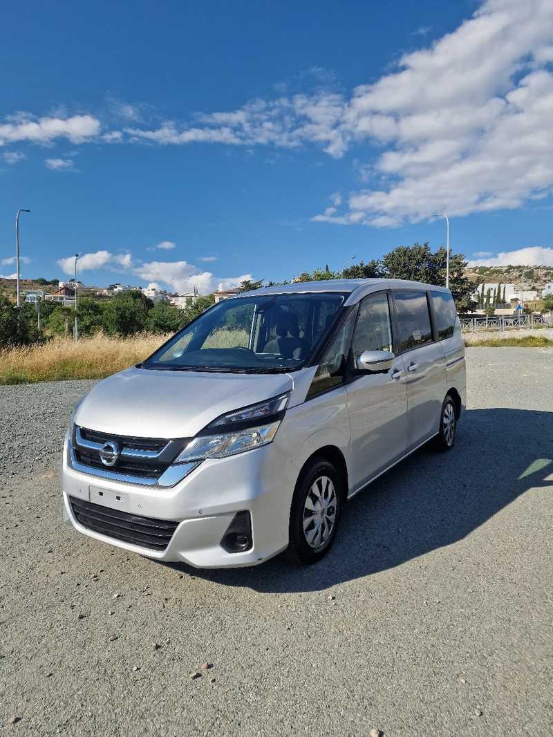 Nissan Serena 2,0L 2018
