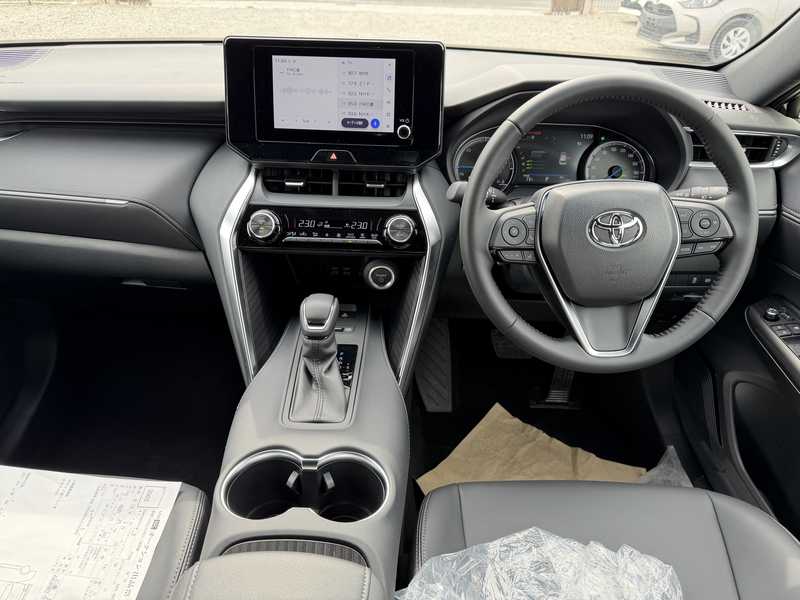 2025 Toyota Harrier 2,5L 2025 Cyprus
