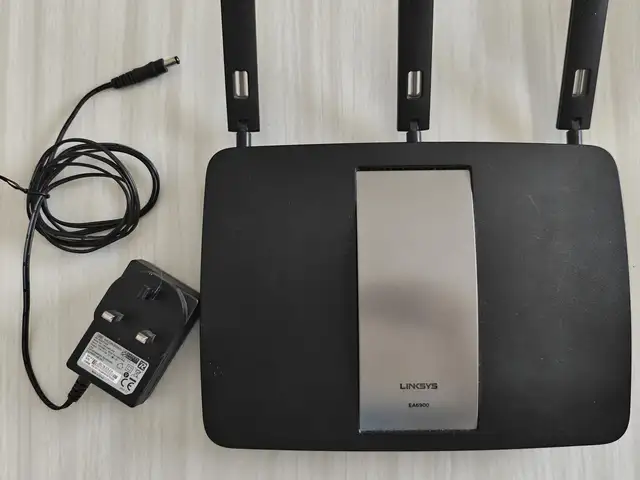 Linksys ac1900 wi-fi wireless dual band router with gigabit and usb 3.0 ea6900, Nicosia — Egkomi