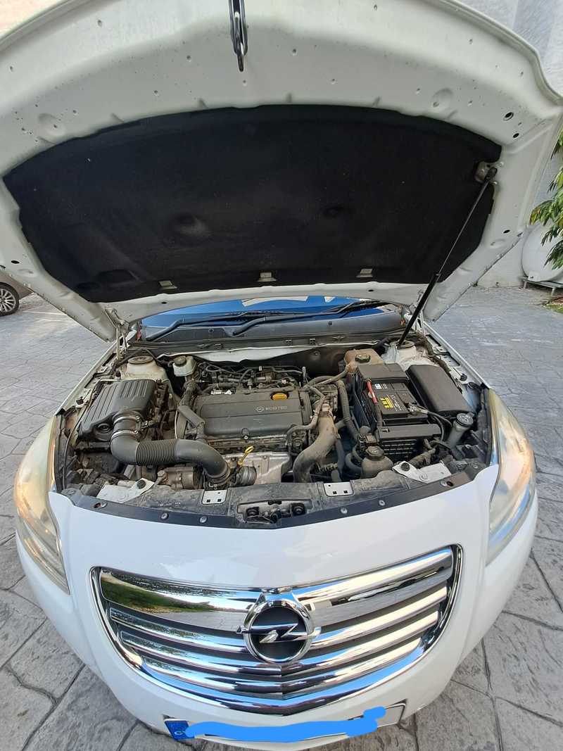 2011 Opel, Vauxhall Insignia 1,6L 2011 Cyprus