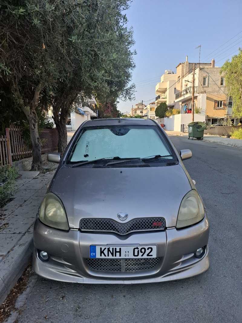 2001 Toyota Vitz 1,5L 2001 Cyprus