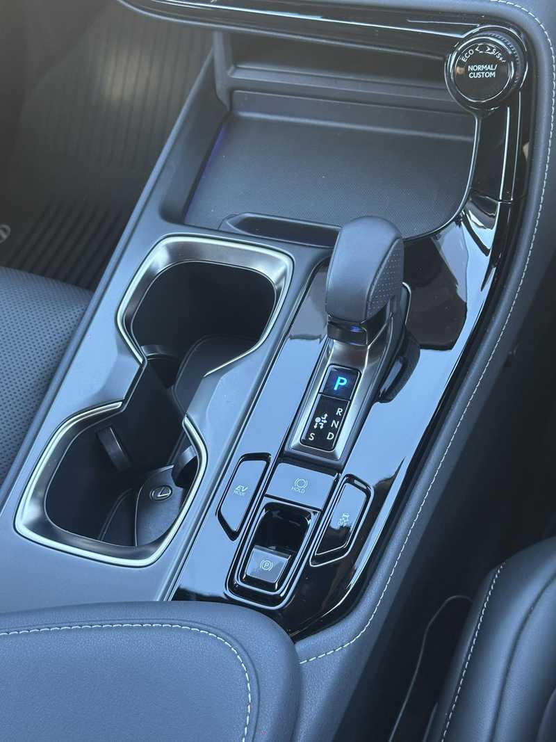 2025 Lexus NX 2,5L 2025 Cyprus