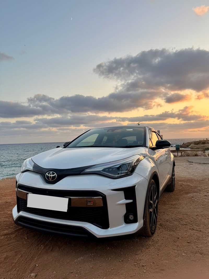 Toyota C-HR 1,8L 2022