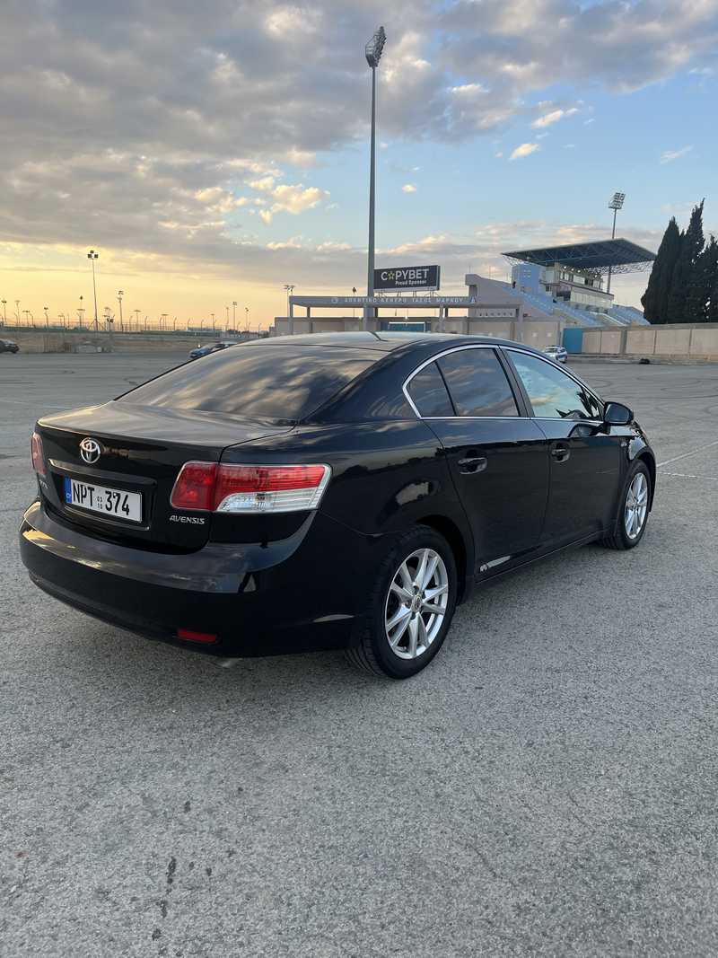 2010 Toyota Avensis 2,2L 2010 Cyprus