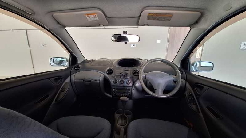 2001 Toyota Vitz 1,0L 2001 Cyprus
