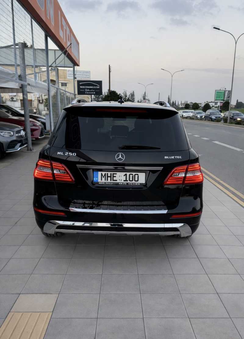 2013 Mercedes-Benz M-Class 2,1L 2013 Cyprus