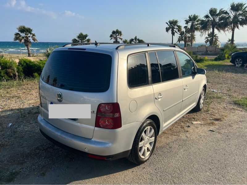 2009 Volkswagen Touran 1,4L 2009 Cyprus