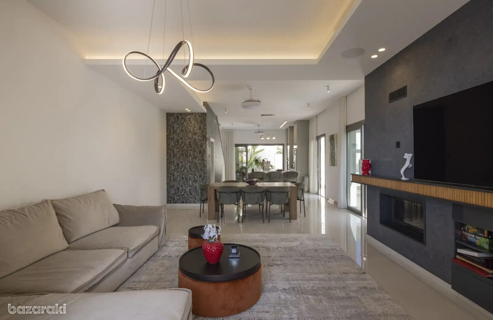 House, 3 bedrooms — 5