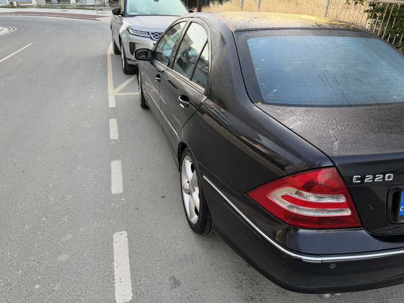 2004 Mercedes-Benz C-Class 2,2L 2004 Cyprus