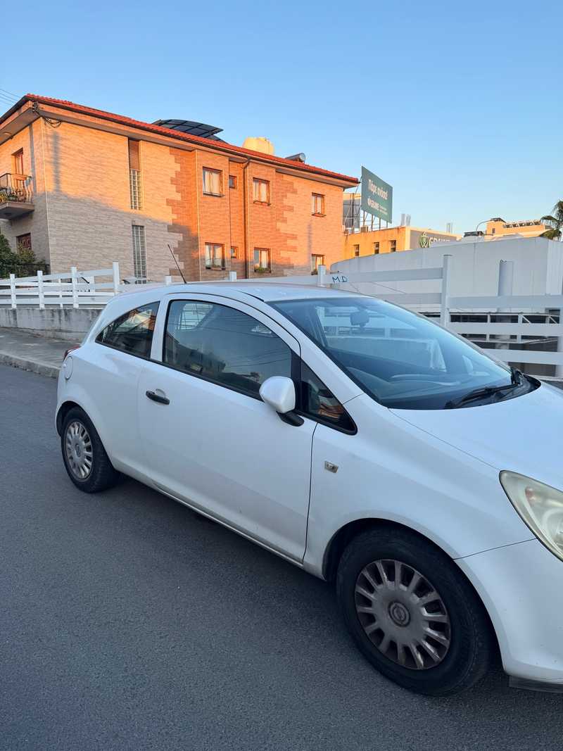 2009 Opel, Vauxhall Corsa 1,3L 2009 Cyprus