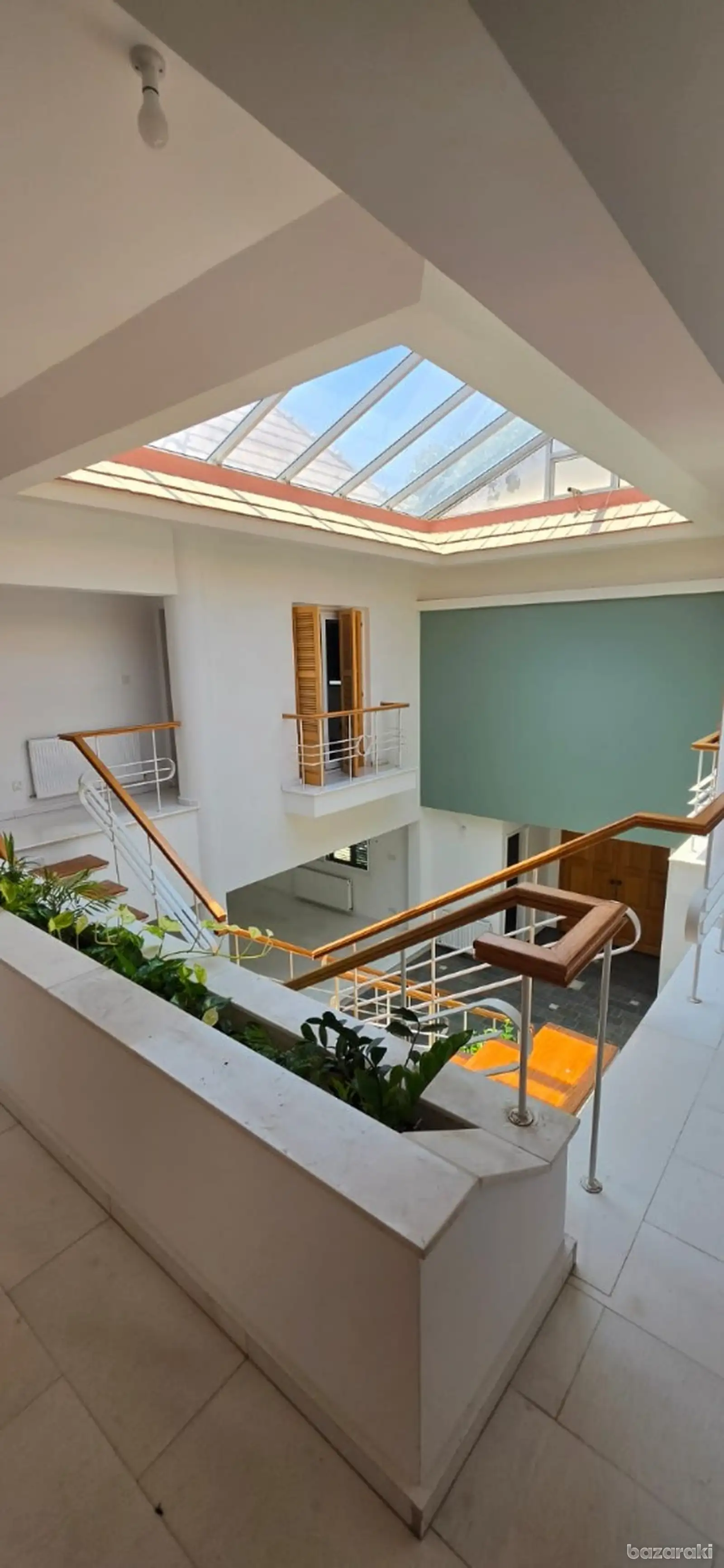 House, 5 bedrooms — 3