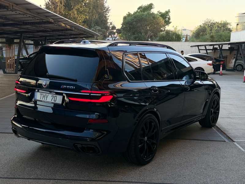 2023 BMW X7M 4,4L 2023 Cyprus