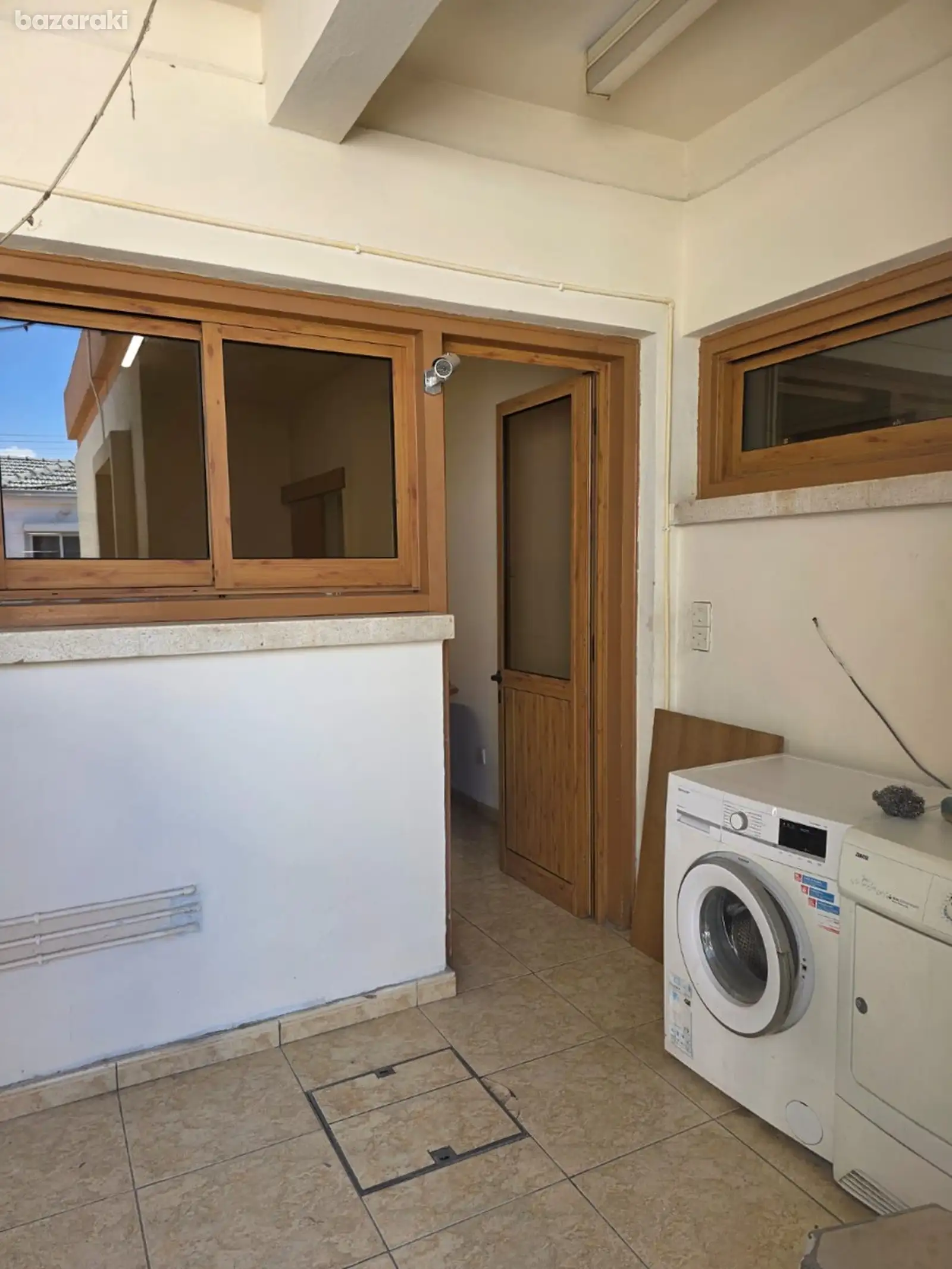 House, 3 bedrooms — 4