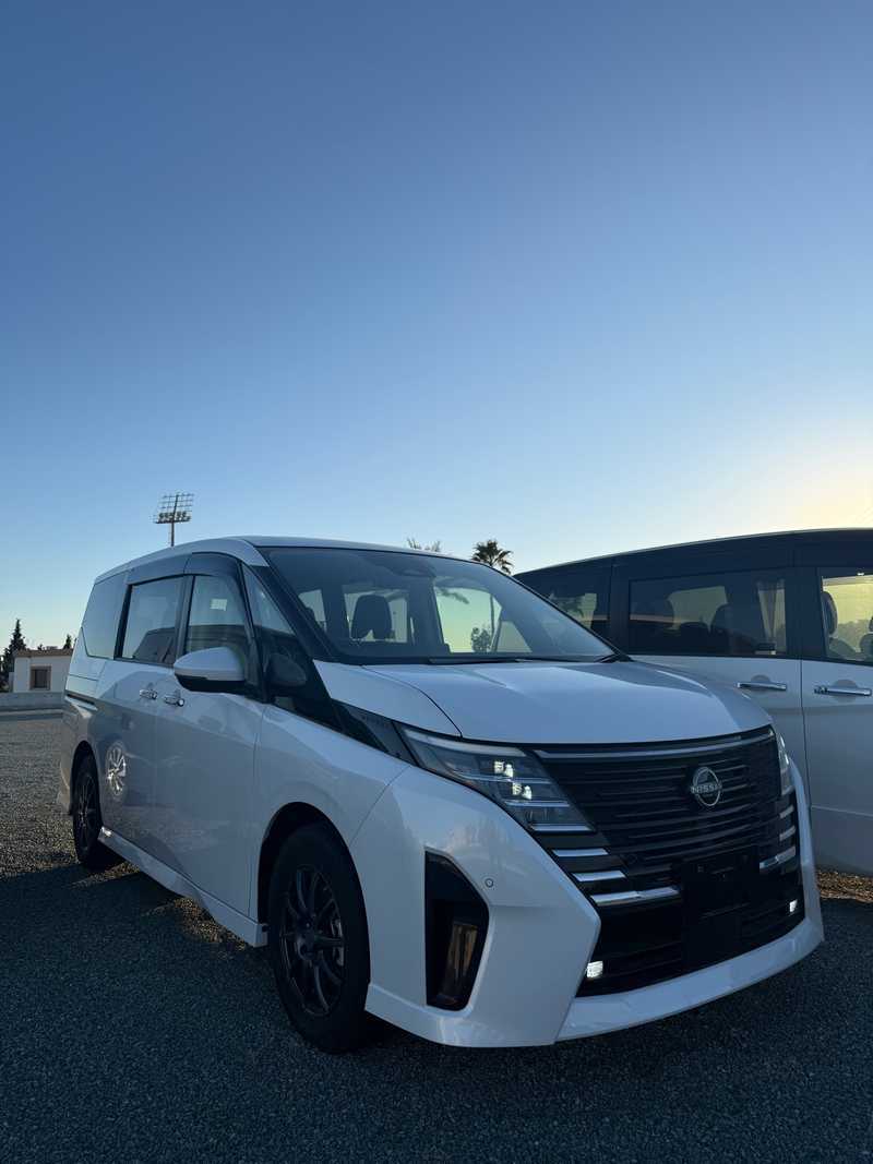 2024 Nissan Serena 2,0L 2024 Cyprus