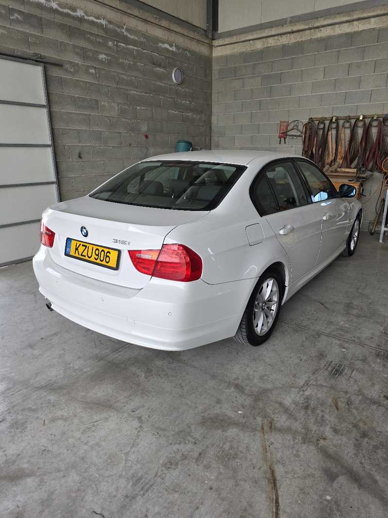 2011 BMW 3-Series 1,6L 2011 Cyprus