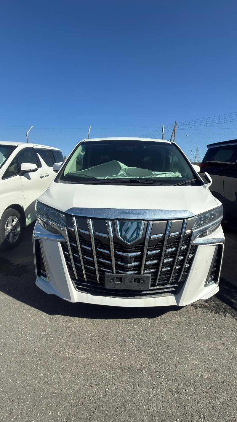 2021 Toyota Alphard 2,5L 2021 Cyprus