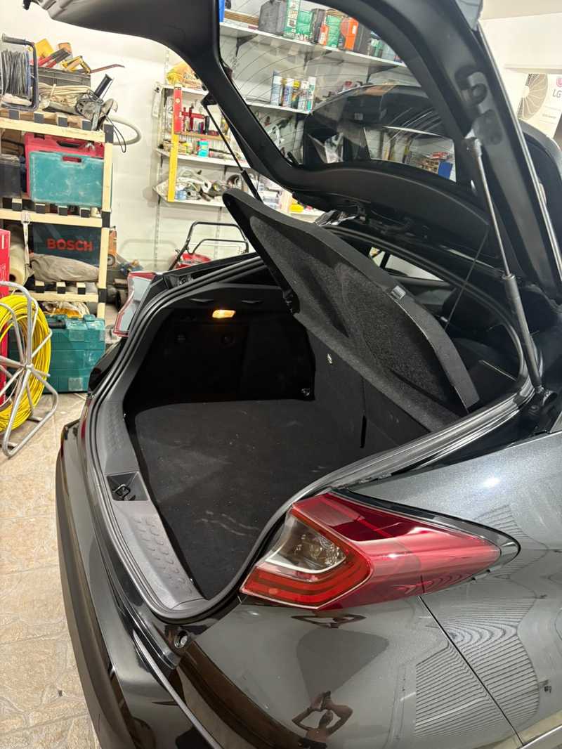 2019 Toyota C-HR 1,8L 2019 Cyprus
