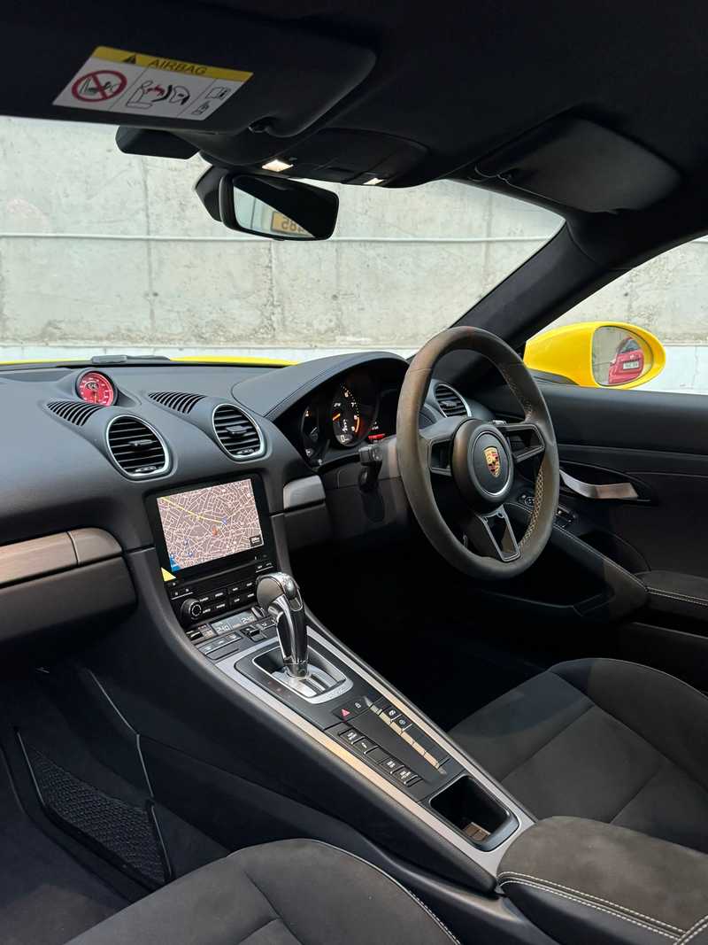2021 Porsche 718 4,0L 2021 Cyprus