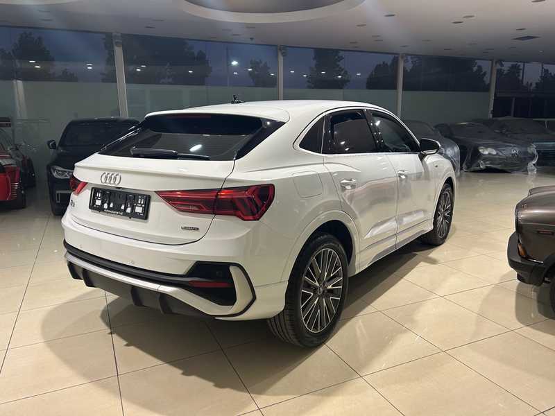 2021 Audi Q3 2,0L 2021 Cyprus