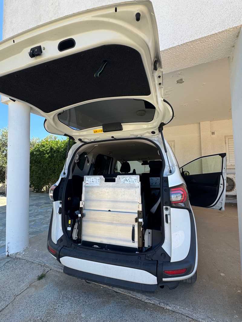 2019 Toyota Sienta 1,5L 2019 Cyprus