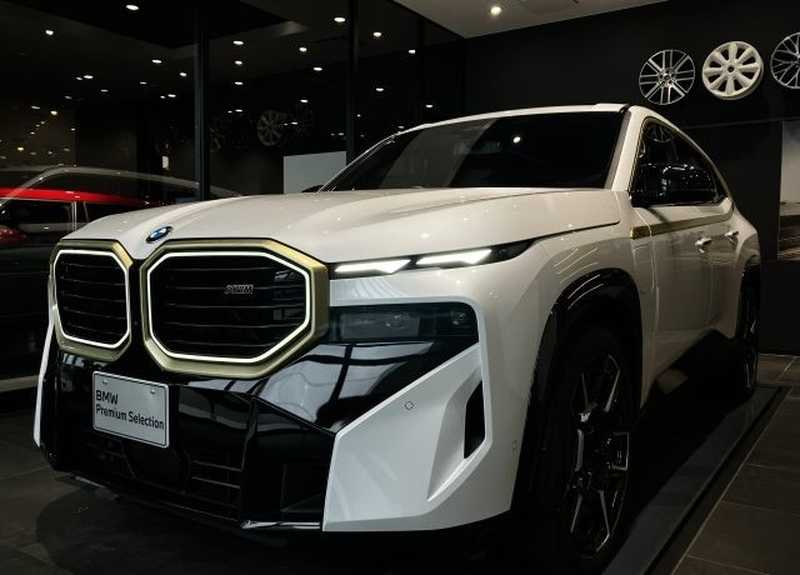 BMW XM 4,4L 2025