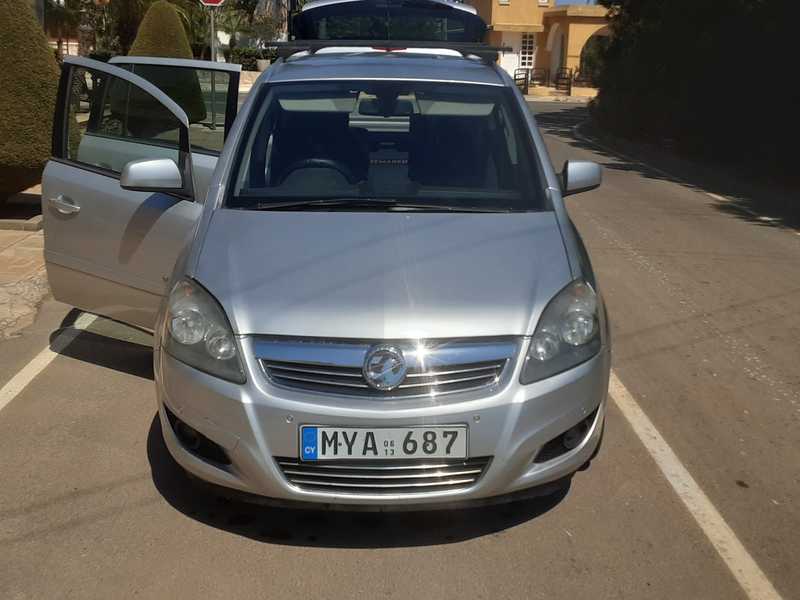 2013 Opel, Vauxhall Zafira 1,7L 2013 Cyprus