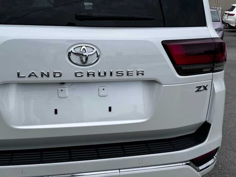 2024 Toyota Land Cruiser 300 3,3L 2024 Cyprus