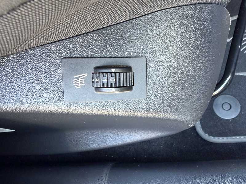 2019 Peugeot 2008 1,2L 2019 Cyprus