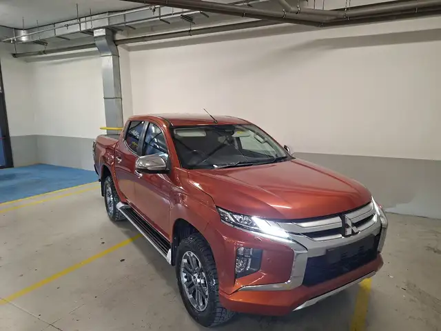 Mitsubishi L200