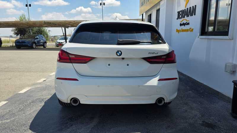 2023 BMW 1-Series 2,0L 2023 Cyprus