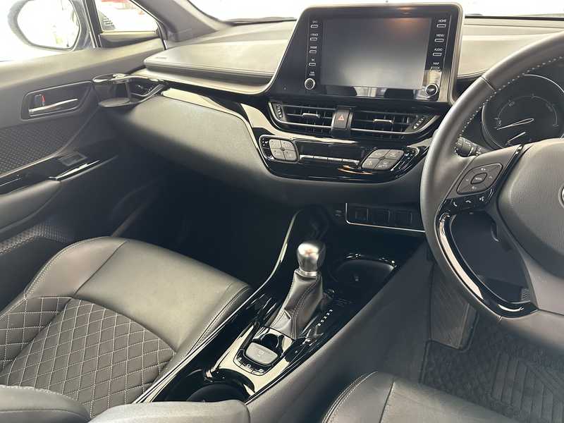 2023 Toyota C-HR 1,8L 2023 Cyprus
