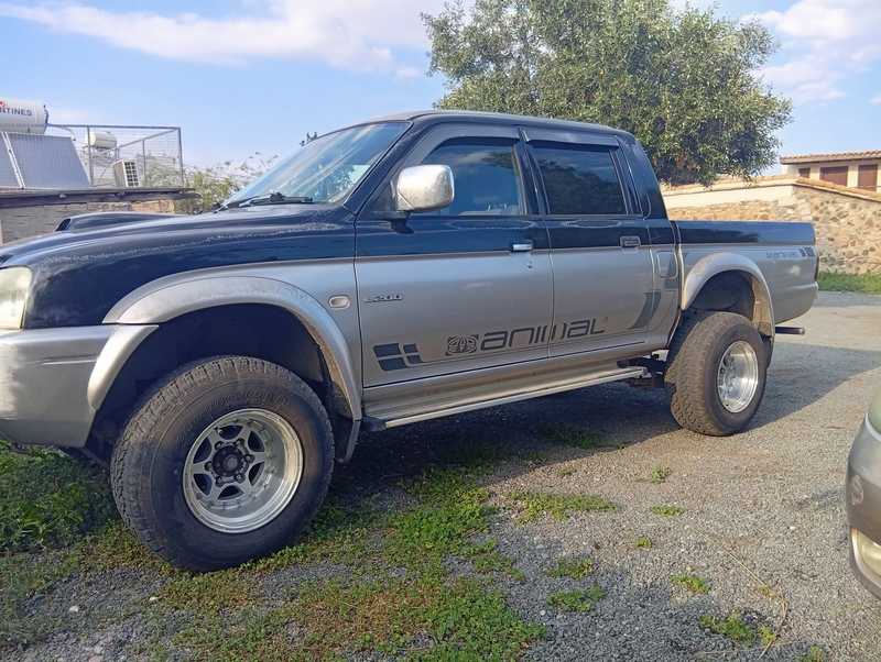 2003 Mitsubishi L200 2,5L 2003 Cyprus