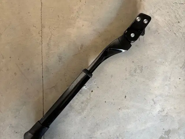 Bontrager rear mount adjustable kickstand, Επαρχία Λευκωσίας — Λευκωσία - Λυκαβηττός