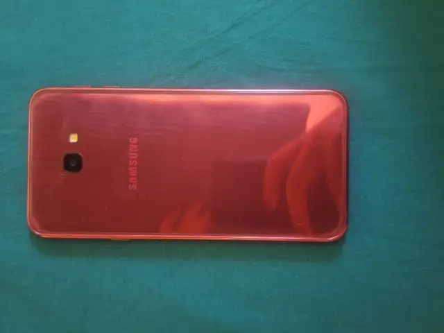 3 Samsung Galaxy, Paphos — Paphos - Agios Theodoros