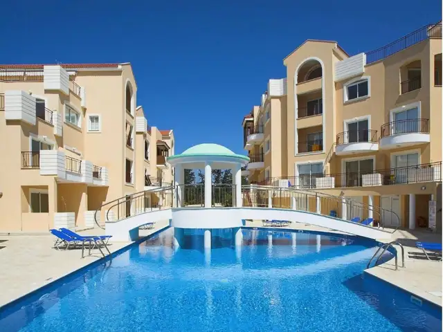 2-bedroom apartment for sale, Paphos — Paphos - Universal