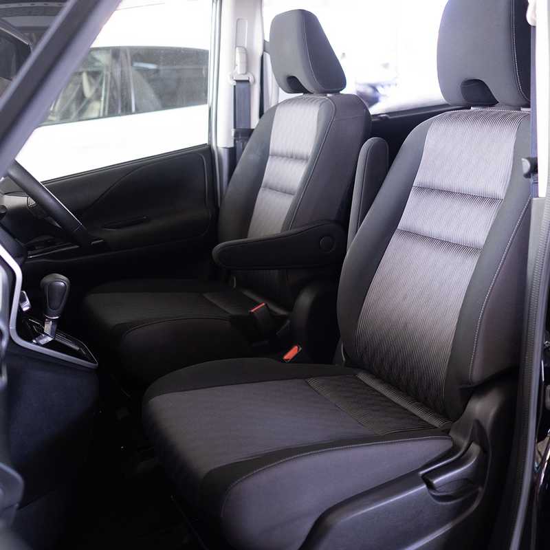 2022 Nissan Serena 2,0L 2022 Cyprus