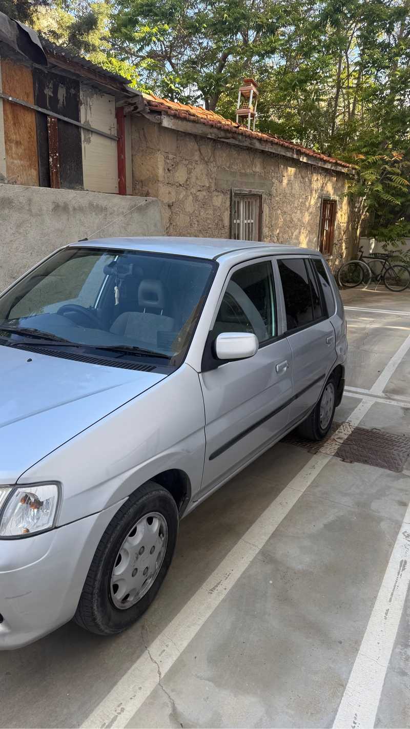 2001 Mazda Demio 1,3L 2001 Cyprus