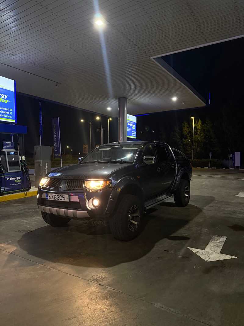Mitsubishi L200 2,5L 2009