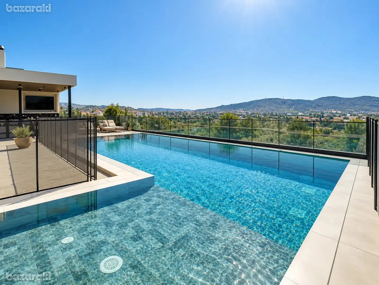 Villa, 7 bedrooms — 8