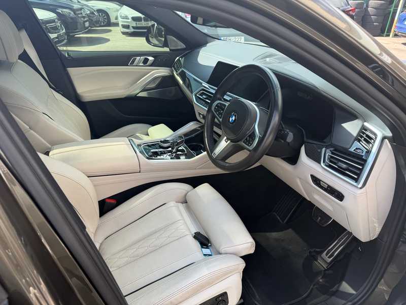 2020 BMW X6 4,4L 2020 Cyprus