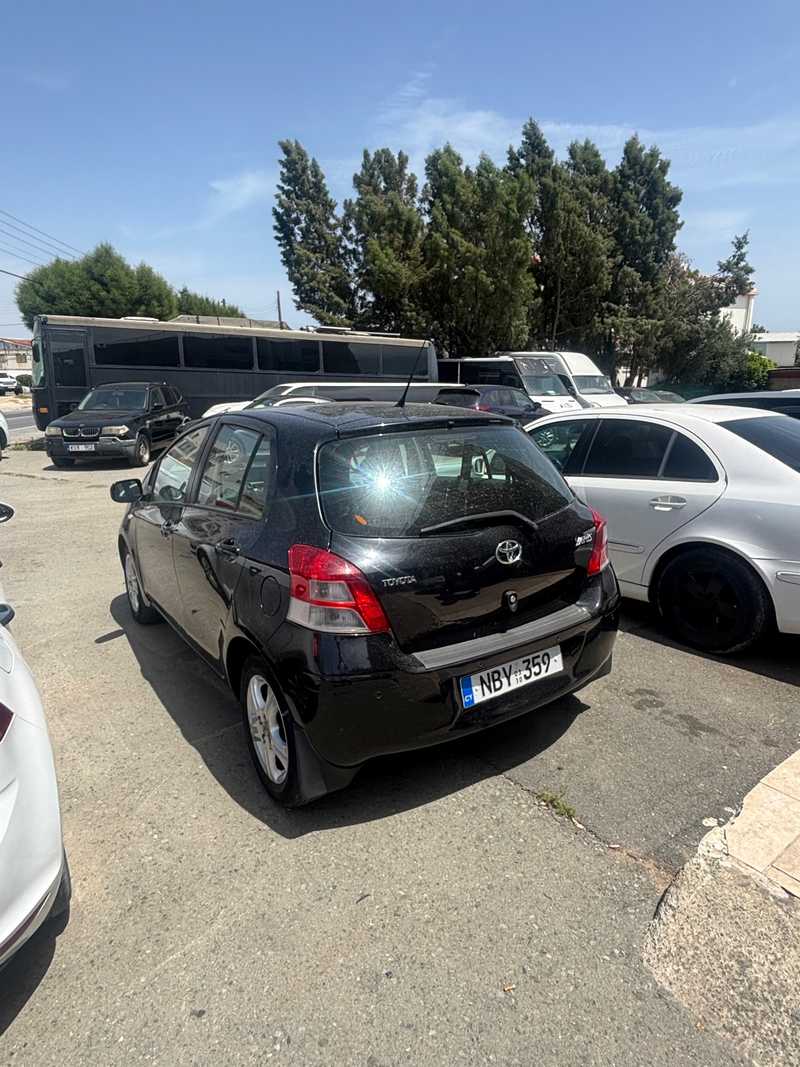 2011 Toyota Yaris 1,3L 2011 Cyprus