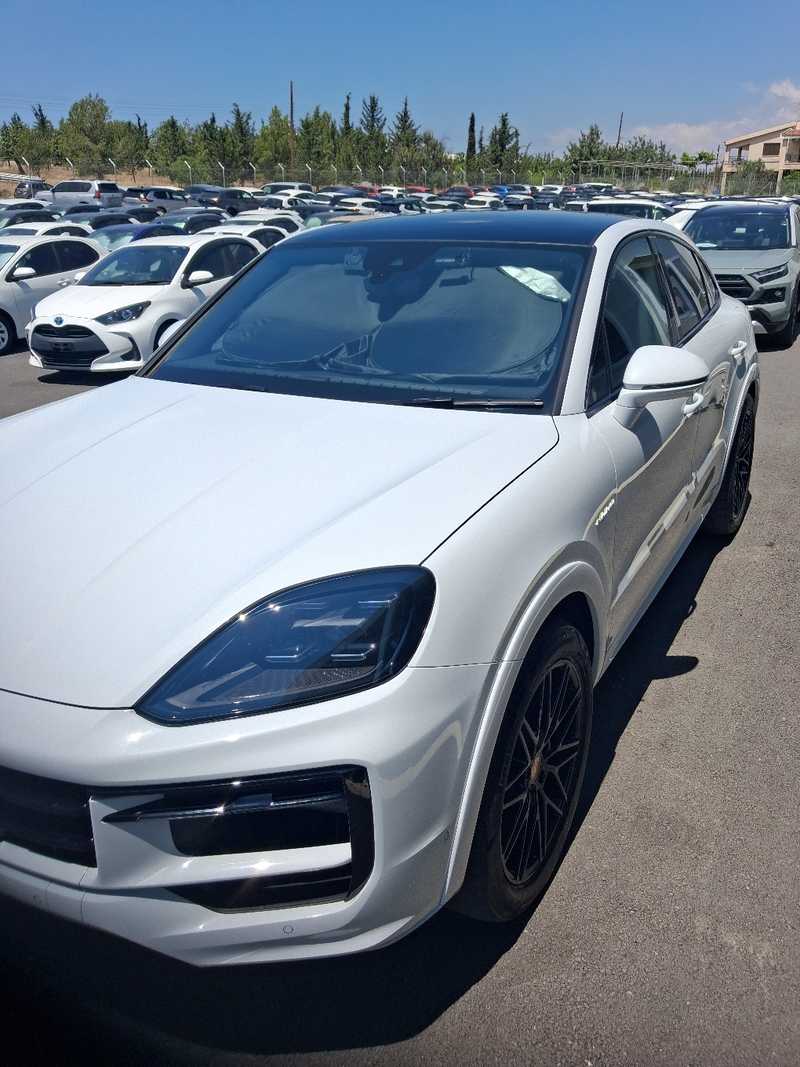 2025 Porsche Cayenne 3,0L 2025 Cyprus