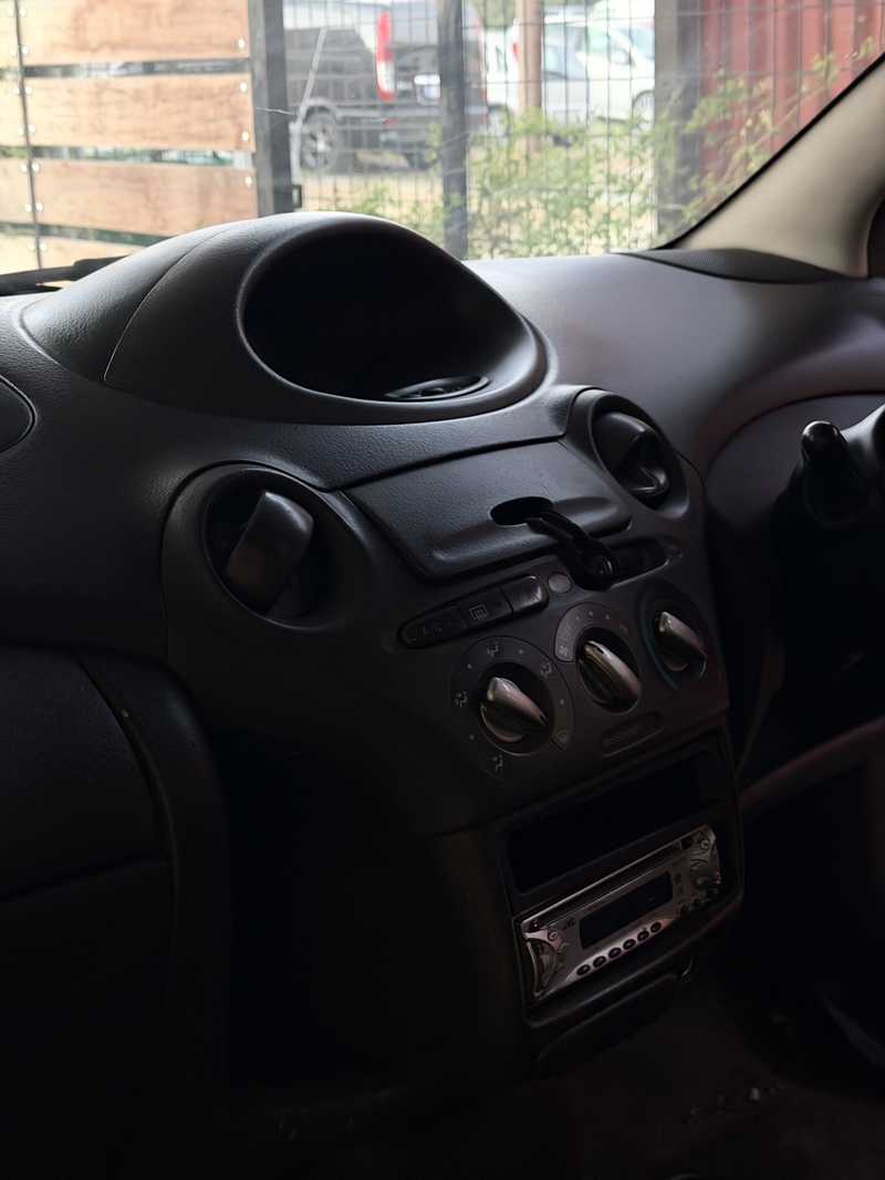 2001 Toyota Yaris 1,3L 2001 Cyprus