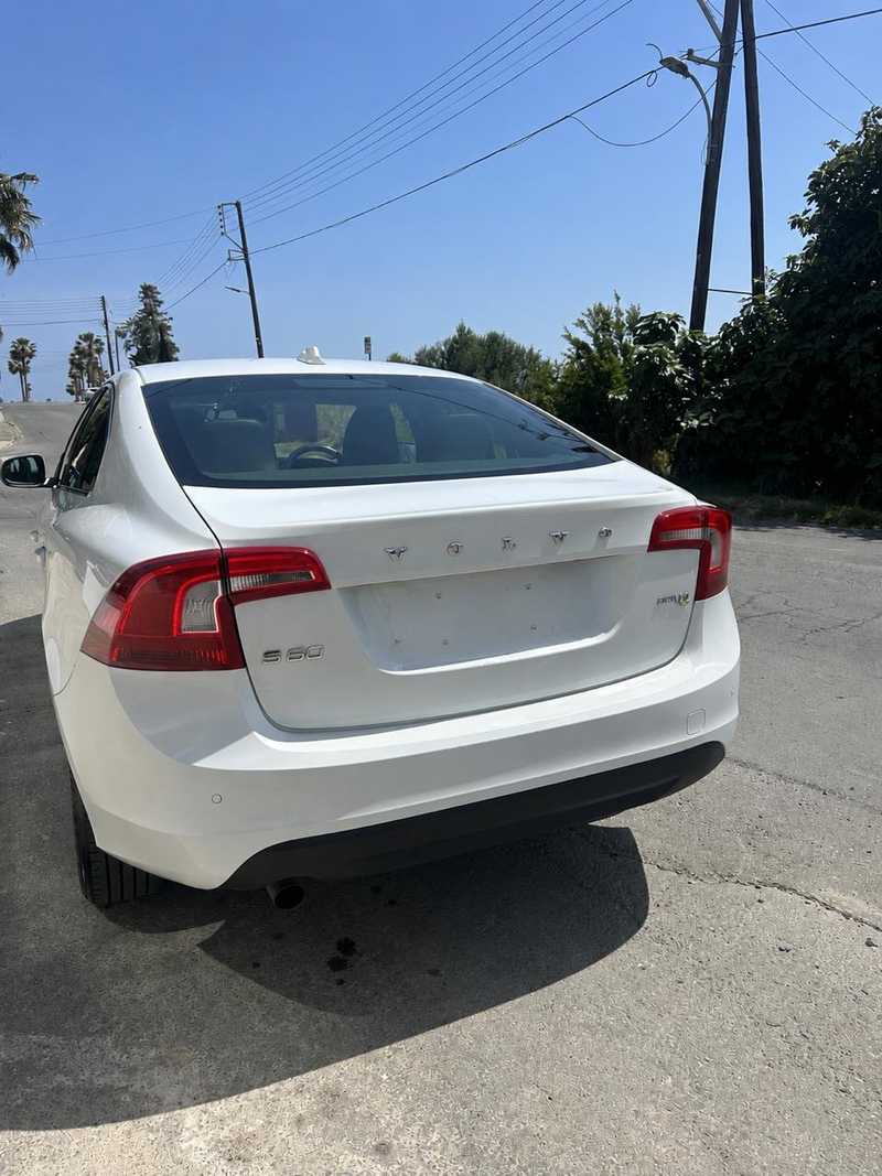 2011 Volvo S60 1,5L 2011 Cyprus