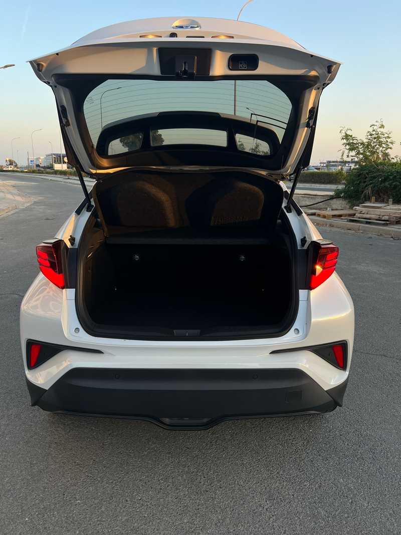 2022 Toyota C-HR 1,8L 2022 Cyprus