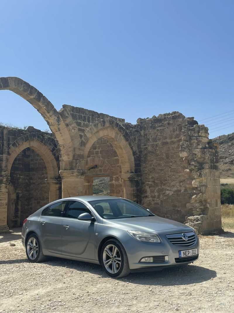 Opel, Vauxhall Insignia 2,0L 2010