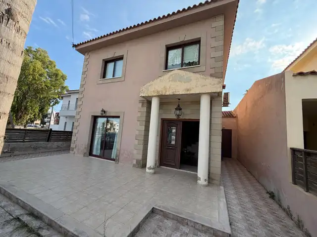 4-bedroom detached house for sale, Larnaca — Aradippou - Apostolos Loukas