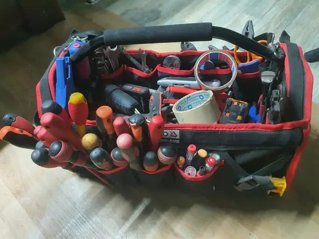 Bag with tools, Επαρχία Λεμεσού — Άγιος Ιωάννης Λεμεσού